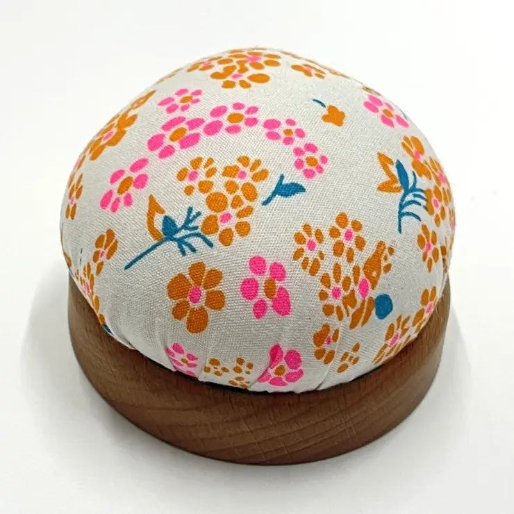 Petit Pan Pin Cushion, Hanako White